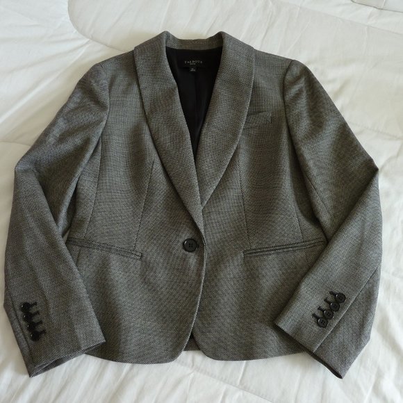 Demure Jacket, NWOT - Picture 5 of 8